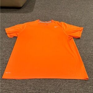 EUC! Nike Men's Dri-FIT Orange Performance Tee Shirt  XXL